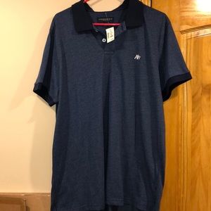 very nice Aeropostale T-shirt